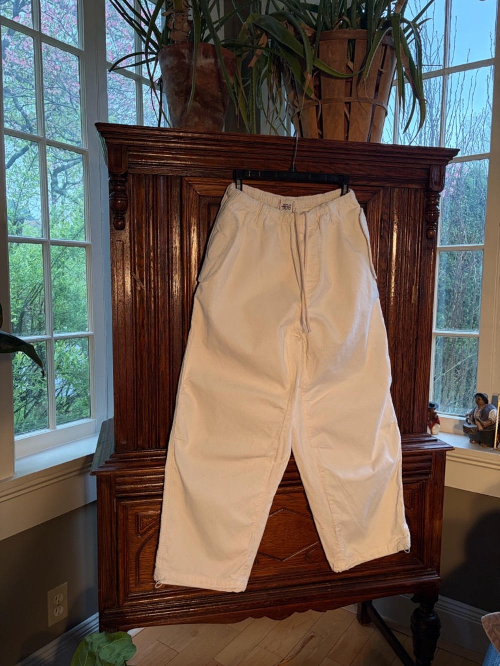 Relaxed Fit Men’s Pants in Cream - Drawstring Waist